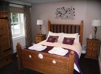 The Barrington Arms Hotel Shrivenham Buitenkant foto